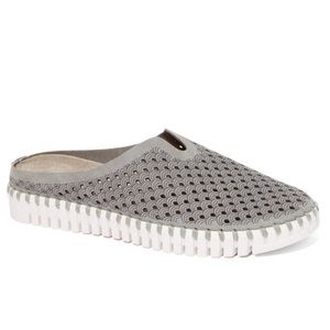 Ilse Jacobsen Tulip Perforated Slip On Mules